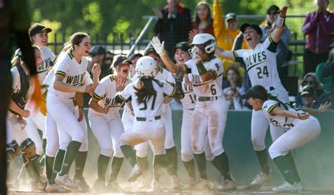 NCS softball playoffs: A surprising home run helps San Ramon Valley advance to D-I final